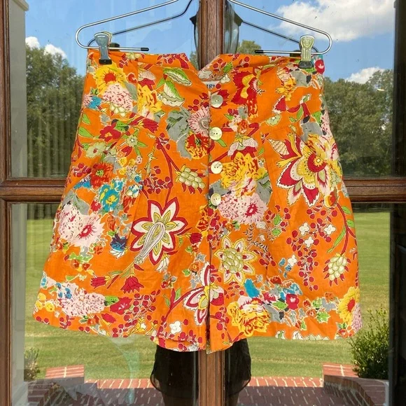 Alix of Bohemia Petra Arancia shorts. Size‎ small